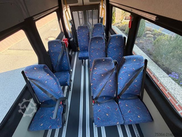 Minibus MERCEDES-BENZ Sprinter 313 Cdi 9Sitze+Rollstuhllift Klima Navi