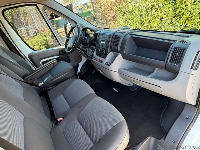 High top van PEUGEOT Boxer 3.0 HDiF Maxi Klima Ahk Motor in Notlauf