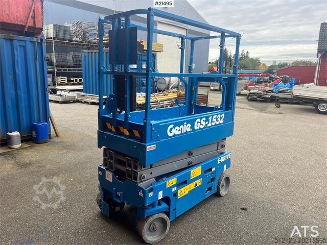 Scissor lift Genie GS-1532 Electric Scissor Lift w/ Small Timer