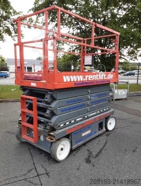 Scherenarbeitsbühne Skyjack SJ III 4740 Elektro 13,80 m