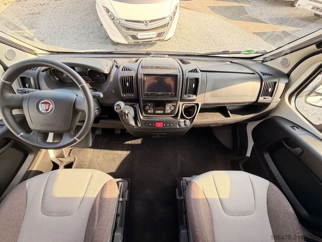 Semi-integrated camper DETHLEFFS Trend T 7017 EB *d*