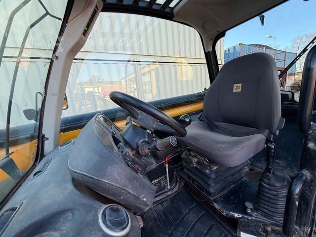 Telehandler JCB 540-140 / 2021 BJ / 14M / 2.947 H