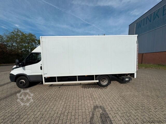 Box van IVECO Daily 70C18 Hi-Matic Koffer mit Ladebordwand