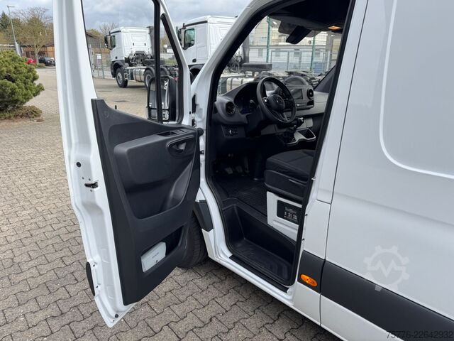 Kastenwagen hoch MERCEDES-BENZ 211 CDI Sprinter III Kasten L2 Hoch WIE NEU
