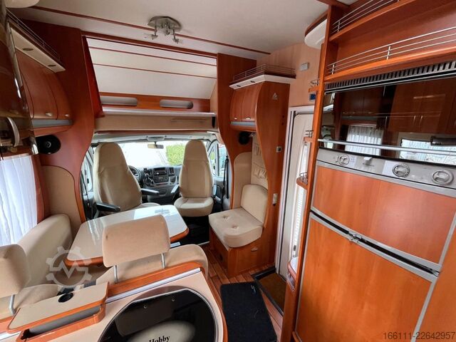 Alkoven Wohnmobil HOBBY AK 615 KLC - Etagenbetten - Klima - Garage -