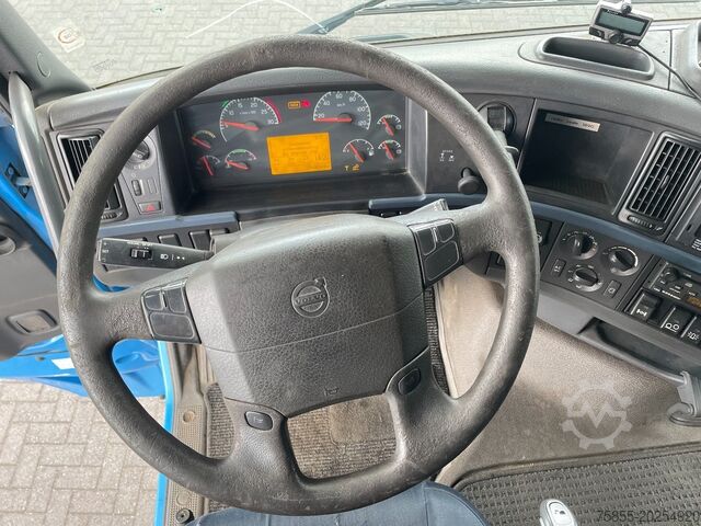 Standard tractor Volvo FH480 Globetrotter / 6X2 / Euro 5 / PTO / Hydra...