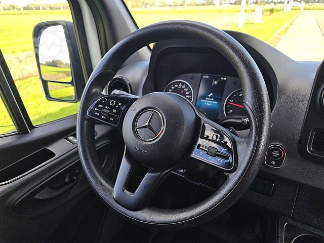 High-roof van MERCEDES-BENZ SPRINTER 314 L3H2 Maxi Automaat!