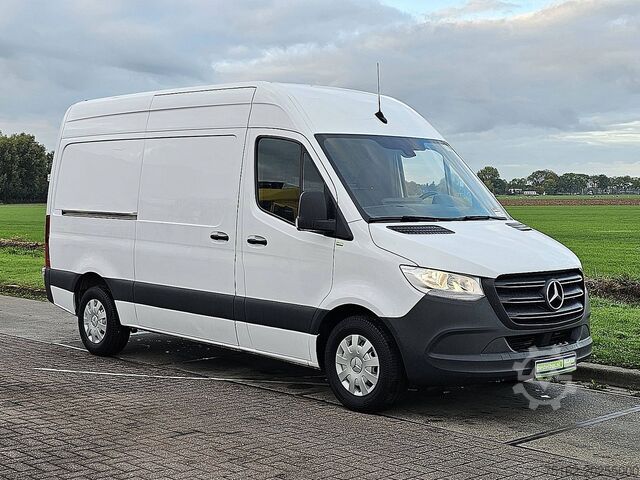 Hochdachkombi MERCEDES-BENZ SPRINTER 316 L2H2 Mbux RWD