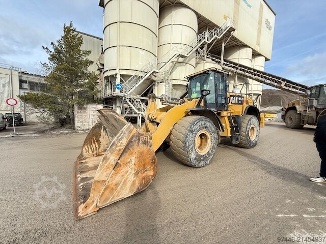 Loader Caterpillar 972M
