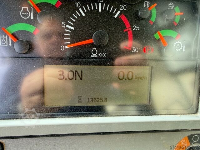 Loader Caterpillar 972M