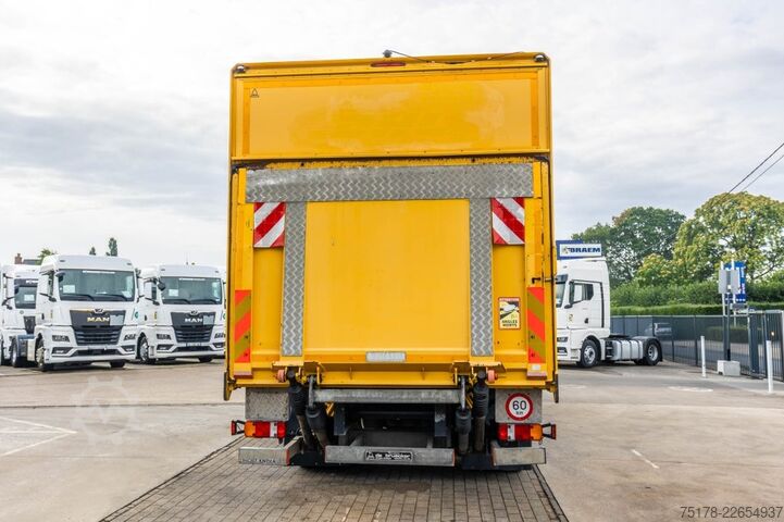 Koffer MAN TGM 18.250 BL + DHOLLANDIA 2T.
