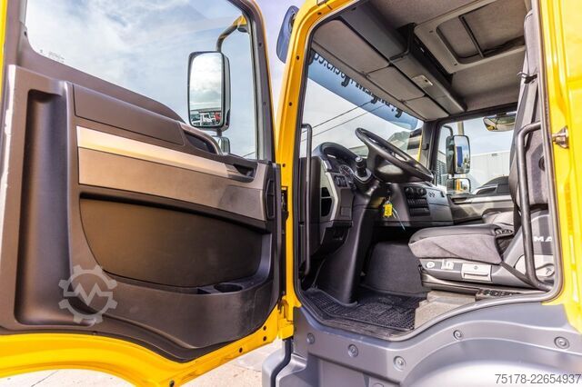 Koffer MAN TGM 18.250 BL + DHOLLANDIA 2T.