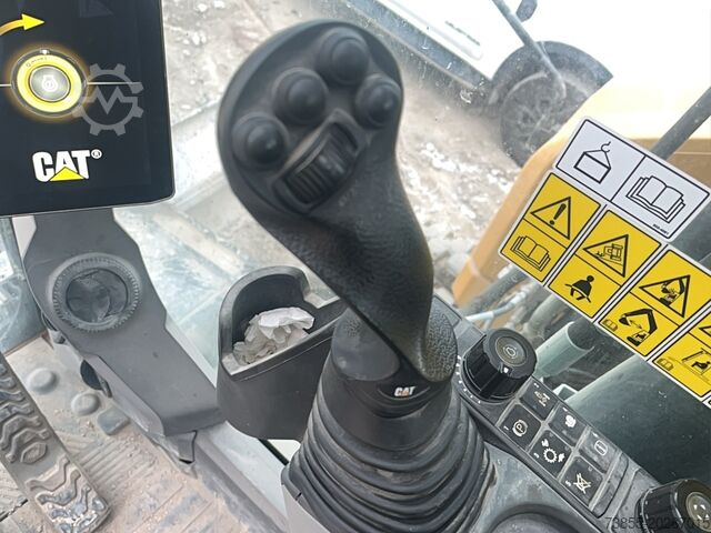 Wheeled Excavator Caterpillar M318