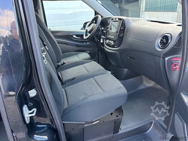 Kleinbus Mercedes-Benz Vito Tourer 114 CDI Pro 4x4 lang 9-Sitze