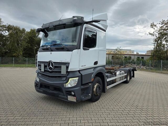 Swap body truck MERCEDES-BENZ 2545 BDF Multiwechsler, 2 x AHK, Euro 6  D,M,N
