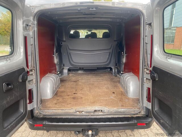 Panel van RENAULT Trafic Kastenwagen Doppelkabine  *Ahk*Pdc*Klima*
