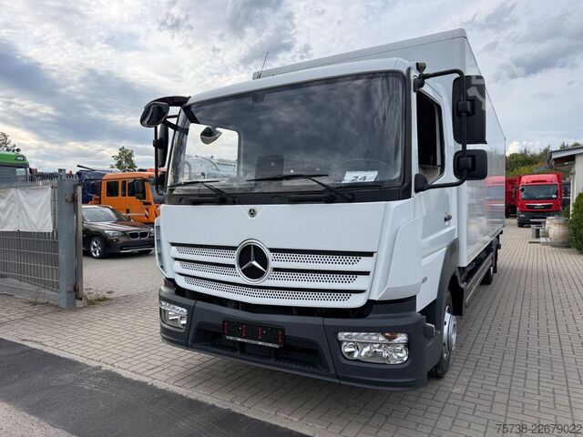 Box van MERCEDES-BENZ Atego 821 L Koffer+LBW/Klima/Motorbremse/EURO6D
