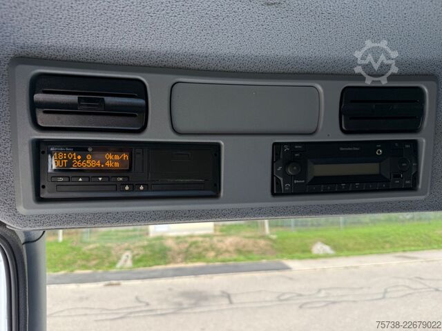 Box van MERCEDES-BENZ Atego 821 L Koffer+LBW/Klima/Motorbremse/EURO6D