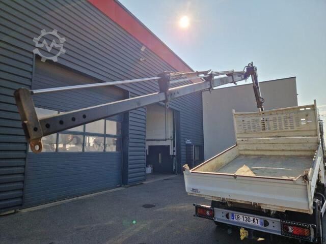 Tipper van Renault Maxity BENNE + GRUE