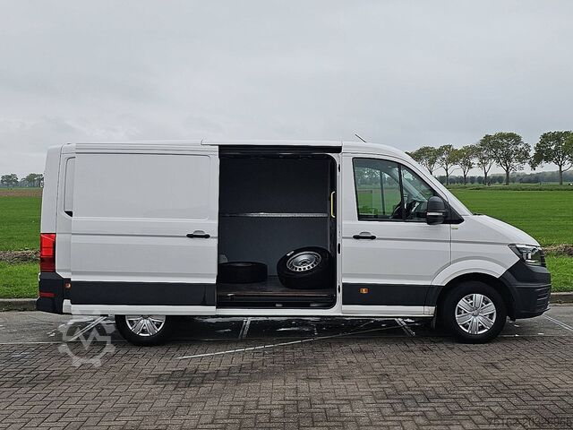 High-roof van VOLKSWAGEN CRAFTER 35 2.0 L3H2 Navi Euro6