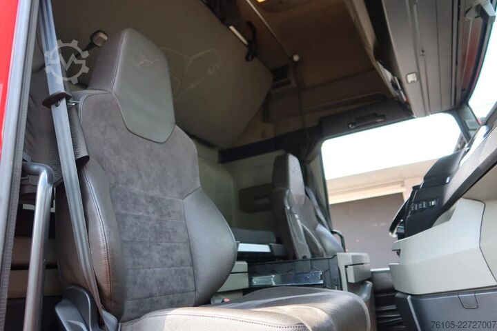 Car transporter MAN TGX Oprijwagen Full air 6x2