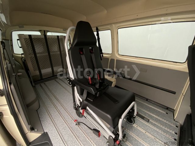Fire truck VOLKSWAGEN T6 Transporter KTW *Rollstuhl-Rampe+Tragestuhl*