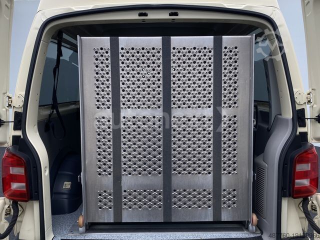 Fire truck VOLKSWAGEN T6 Transporter KTW *Rollstuhl-Rampe+Tragestuhl*