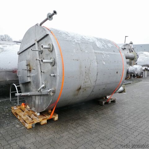 10000 liter tank made of V2A with agitator flange 8171