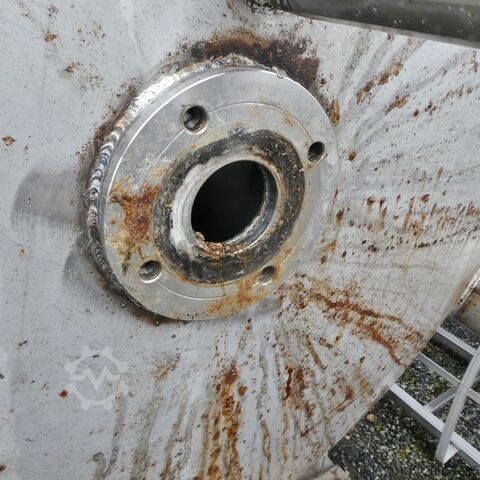 10000 liter tank made of V2A with agitator flange 8171
