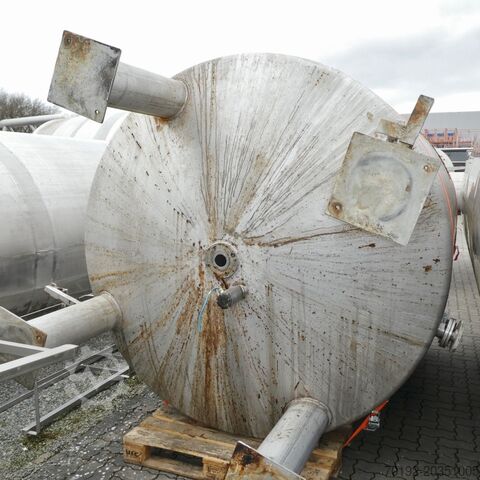 10000 liter tank made of V2A with agitator flange 8171