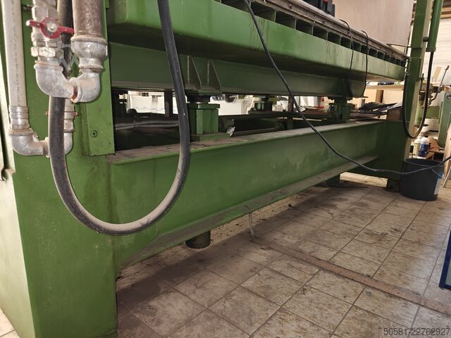 Solid wood press Societa Italiana Macchine 