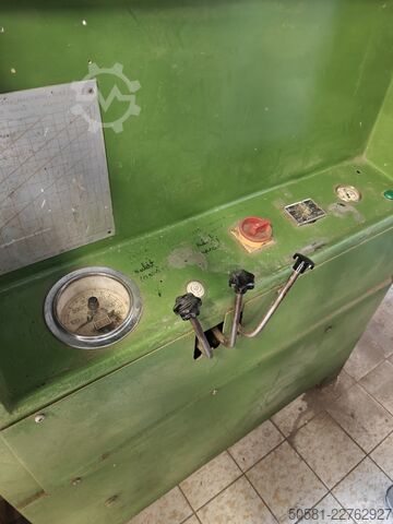 Solid wood press Societa Italiana Macchine 