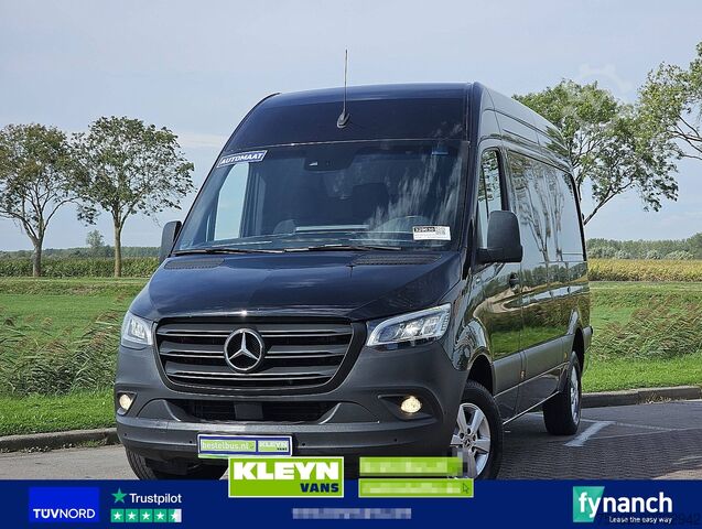 High-roof van MERCEDES-BENZ SPRINTER 317 L2H2 LED Mbux10 Navi