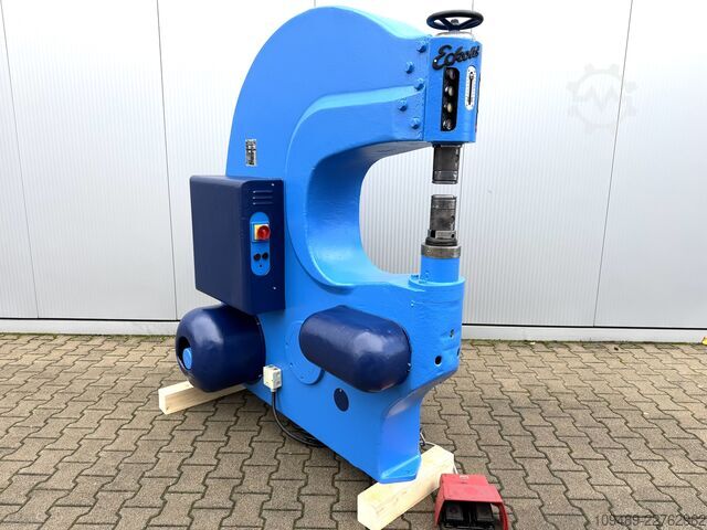 Power former/ECKOLD KF 653 C & tools ECKOLD KF 653 C & Werkzeuge