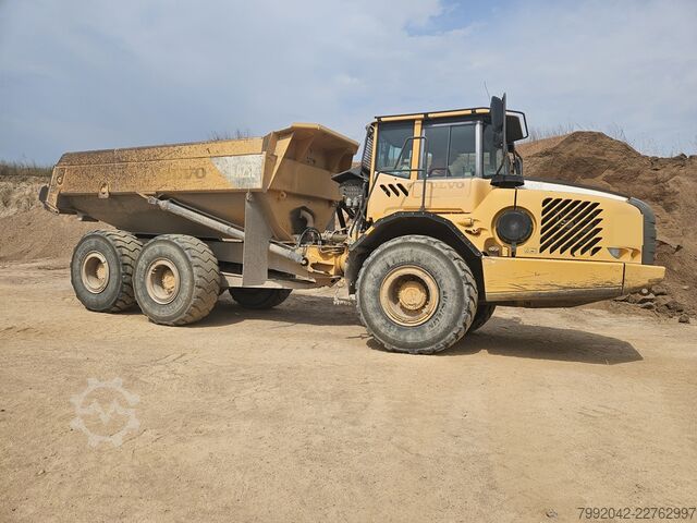 Articulated dump truck VOLVO A 25 E