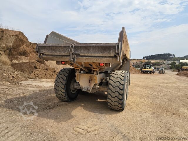 Articulated dump truck VOLVO A 25 E