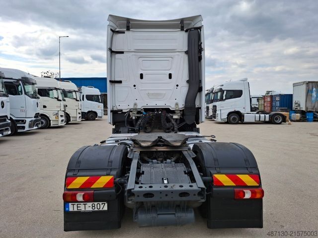 Standard SZM MERCEDES-BENZ MERCEDES ACTROS 1851 Prime