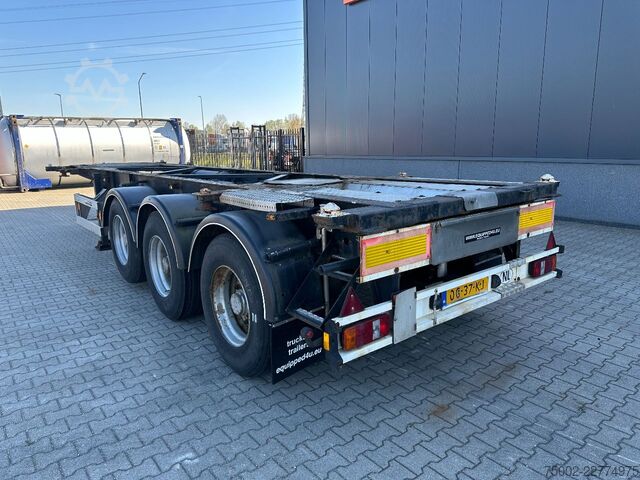 Container transportation Van Hool 20FT/30FT ADR (EX/II, EX/III, FL, OX, AT) / SAF...