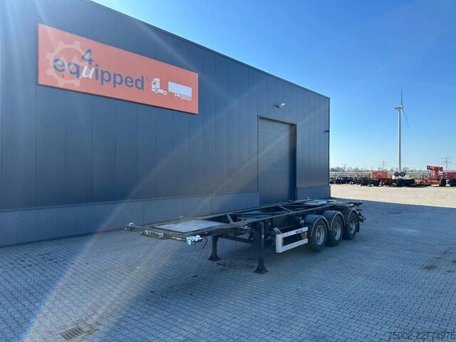 Container transportation Van Hool 20FT/30FT ADR (EX/II, EX/III, FL, OX, AT) / SAF...