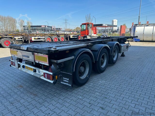 Container transportation Van Hool 20FT/30FT ADR (EX/II, EX/III, FL, OX, AT) / SAF...