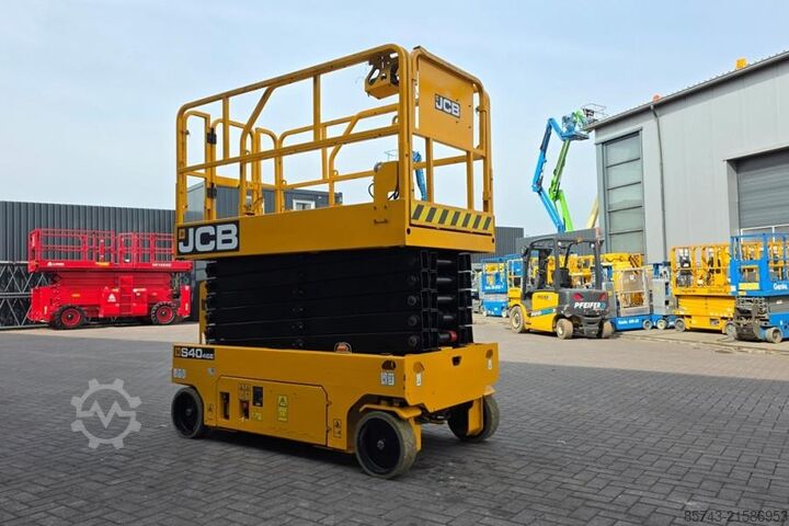 Scherenhebebühne JCB S4046E Valid inspection, *Guarantee! 12m Working H