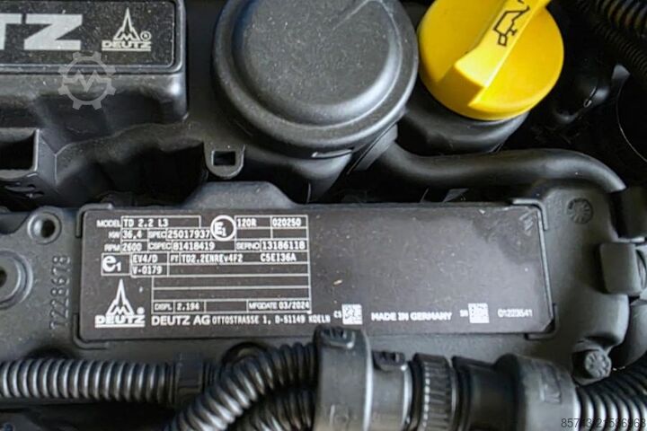 Teleskopbühne Genie S45XC Trax Valid inspection, *Guarantee! Diesel, 4