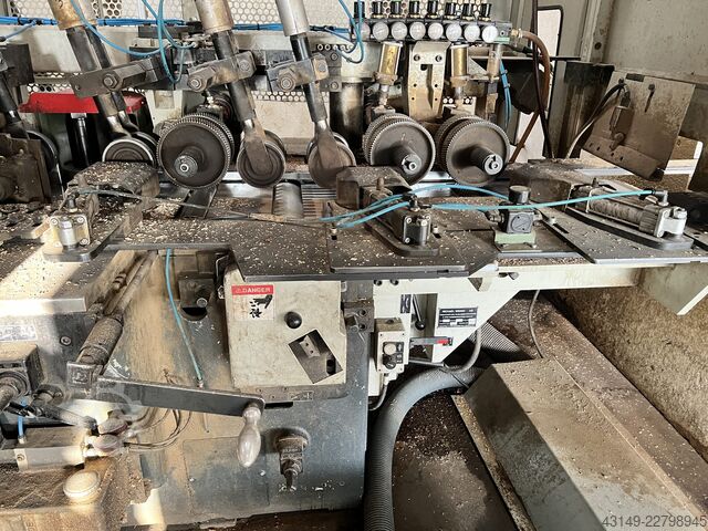 High-performance planing and moulding machines WEINIG Hydromat H 30 N