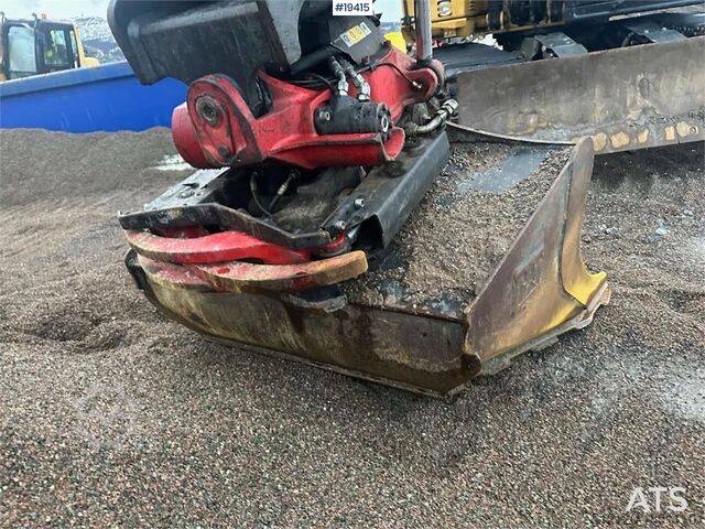 Crawler excavator Caterpillar 313FL