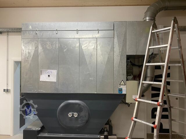 Dust extractor MJ250 with briquette press MPP60 Mütek MJ250
