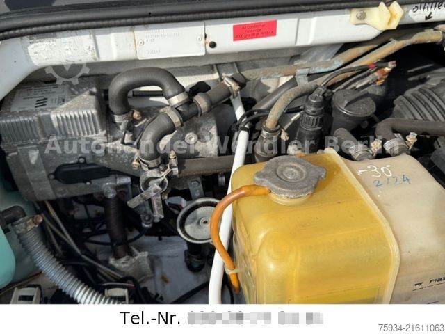 Kleinbus MERCEDES-BENZ Vario 814D Diff Standh AHK 3,5t 120km/h saniert