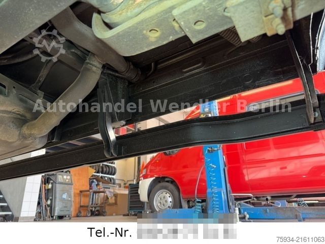 Kleinbus MERCEDES-BENZ Vario 814D Diff Standh AHK 3,5t 120km/h saniert