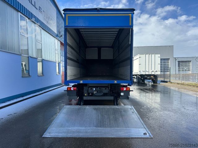LKW mit Pritsche & Plane MERCEDES-BENZ 1527 L Atego 3 Schiebeplane Palfinger LBW 1,5to