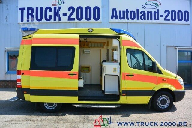 Feuerwehrfahrzeug Mercedes-Benz Sprinter 316 RTW Ambulance Mobile Delfis Rettung