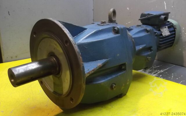 Gear motor 0.37 kW 9 rpm VEM ZG3/1KMR63G4